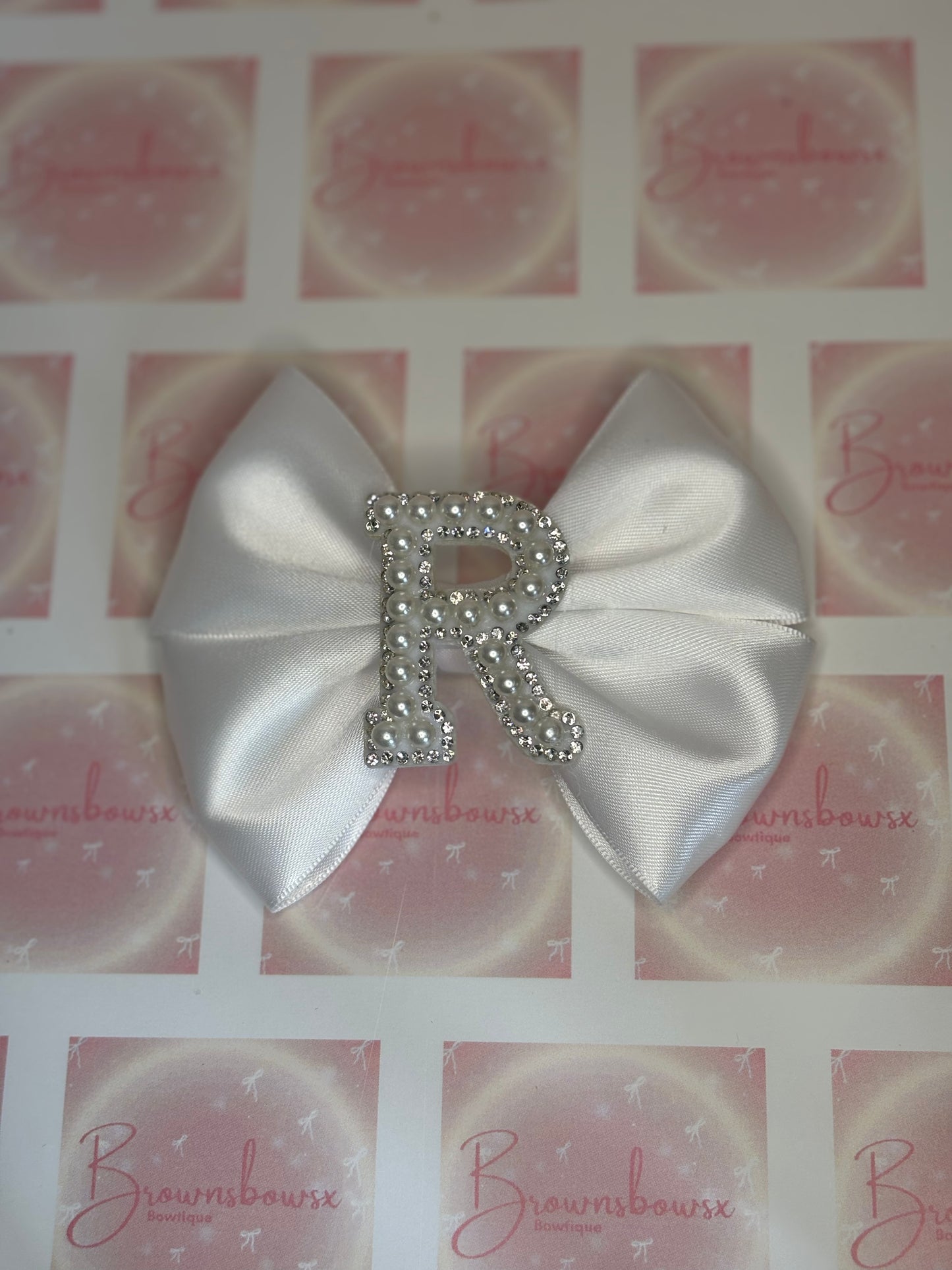 Pearl Initial Bow