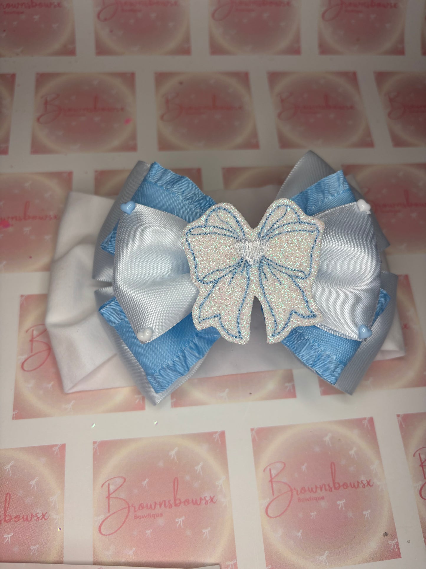 Bow girl