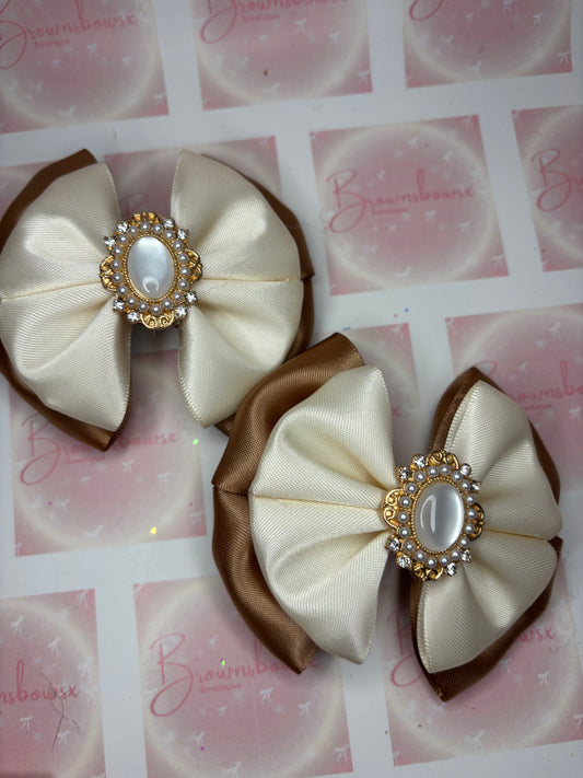 A/W Bow 9