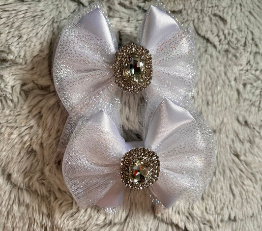 Daphne bows