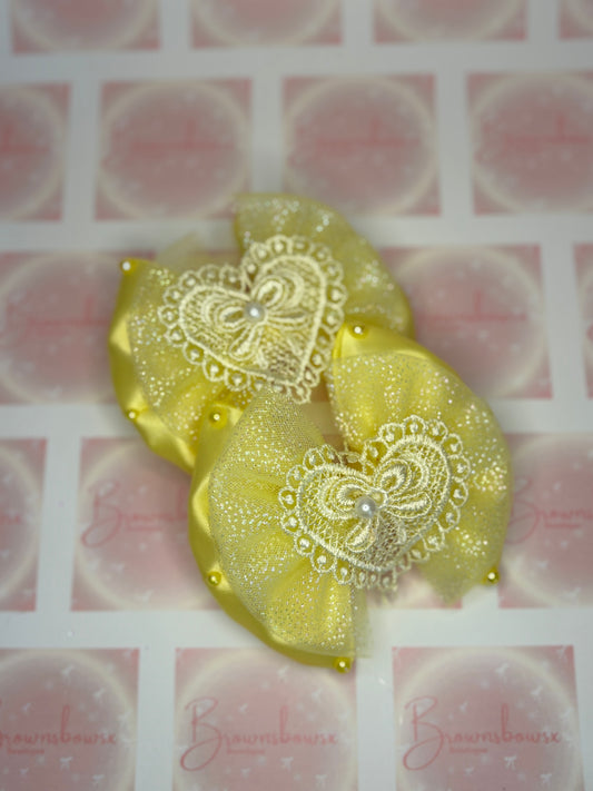 Lemon bow
